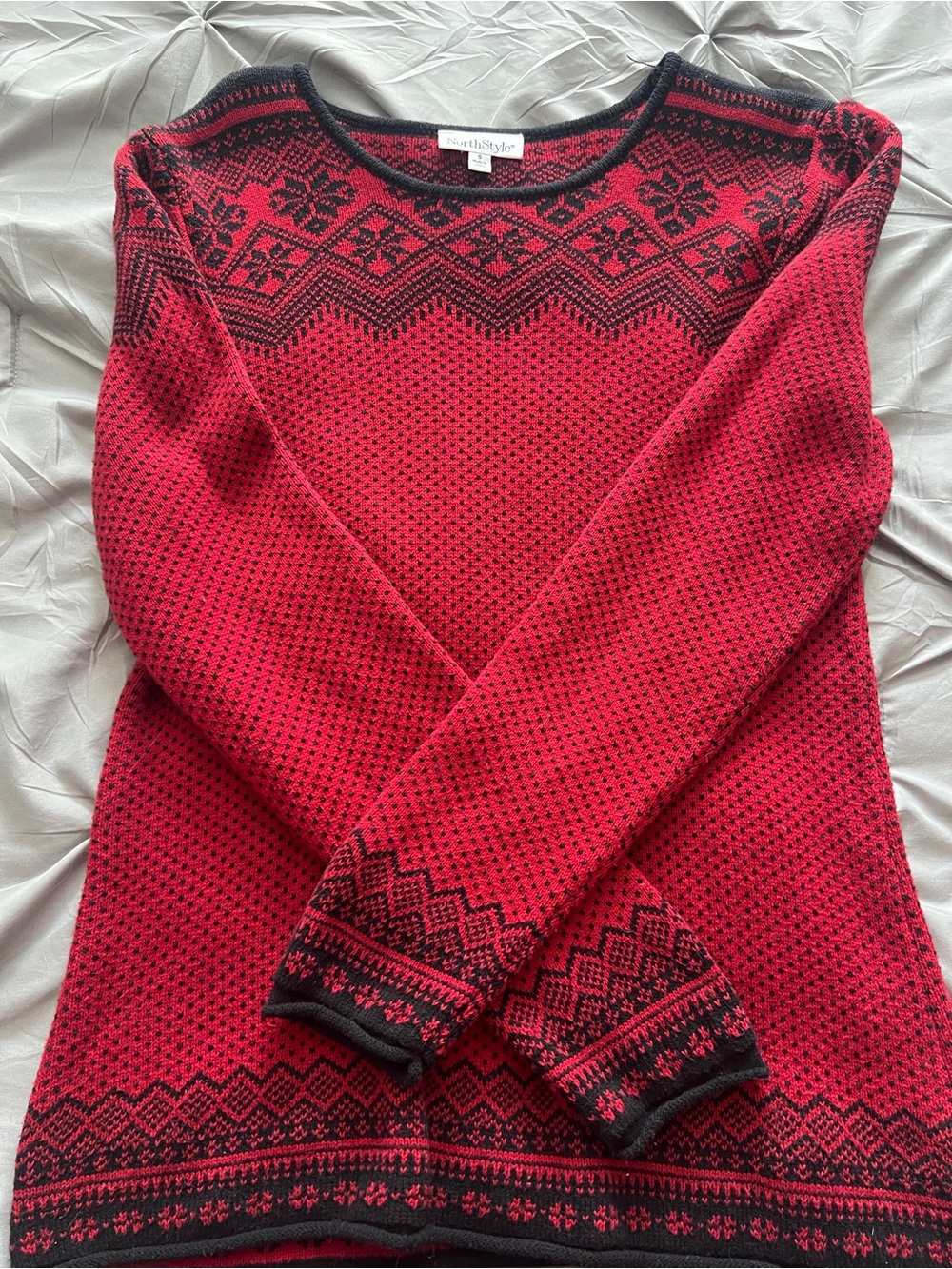 NorthStyle Fair Isle Nordic Red & Black Sweater Size Small
